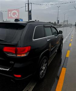 جیپ گراند شیرۆکی